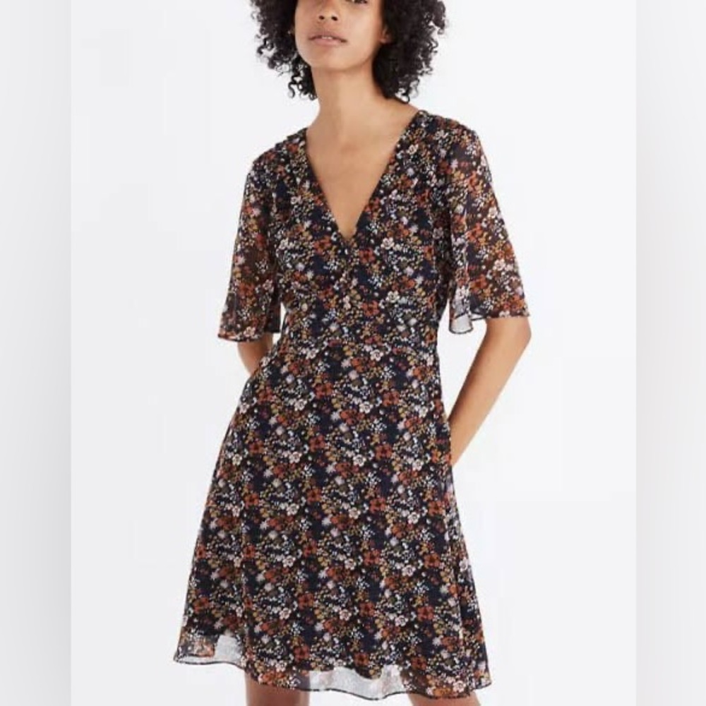 Madwell Orchid Flutter Sleeve Dress